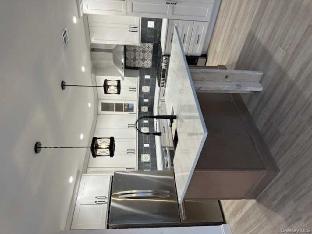 74 Beach Road, Stony Point, NY 10980 - Photo 15 of 39