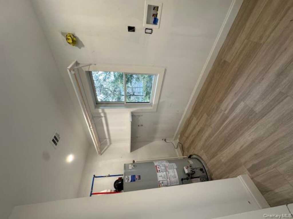 74 Beach Road, Stony Point, NY 10980 - Photo 17 of 39