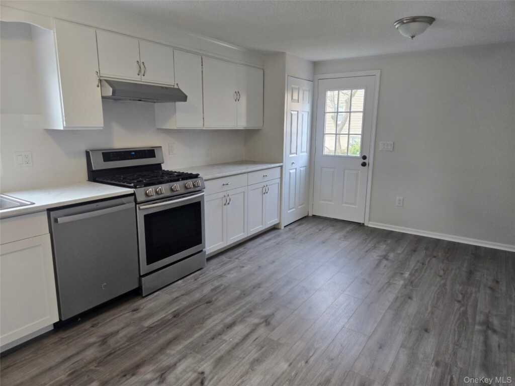 114 Washington Street, Unit #2, Rye, NY 10573 - Photo 15 of 19