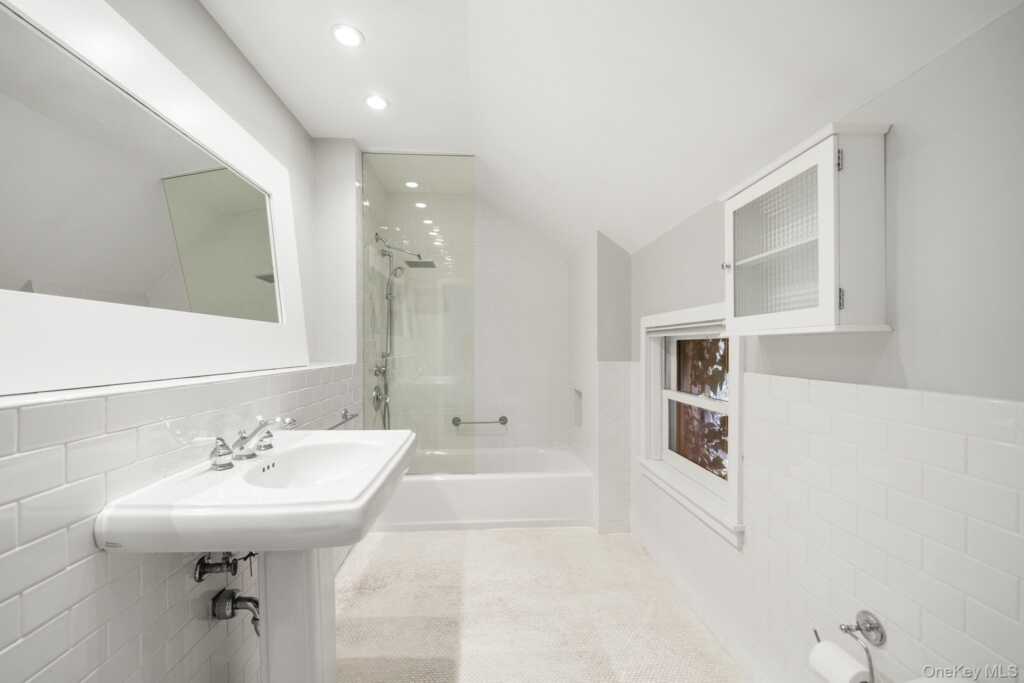 1007 Route 9W, Nyack, NY 10960 - Photo 27 of 45