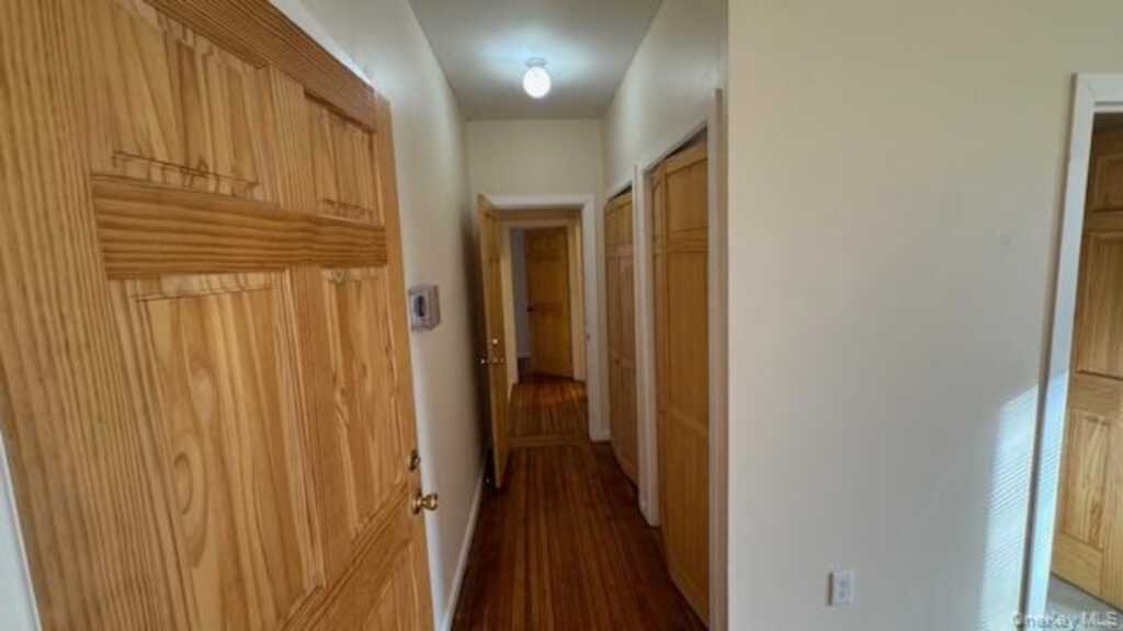 25 Tibbits Avenue, White Plains, NY 10606 - Photo 14 of 17