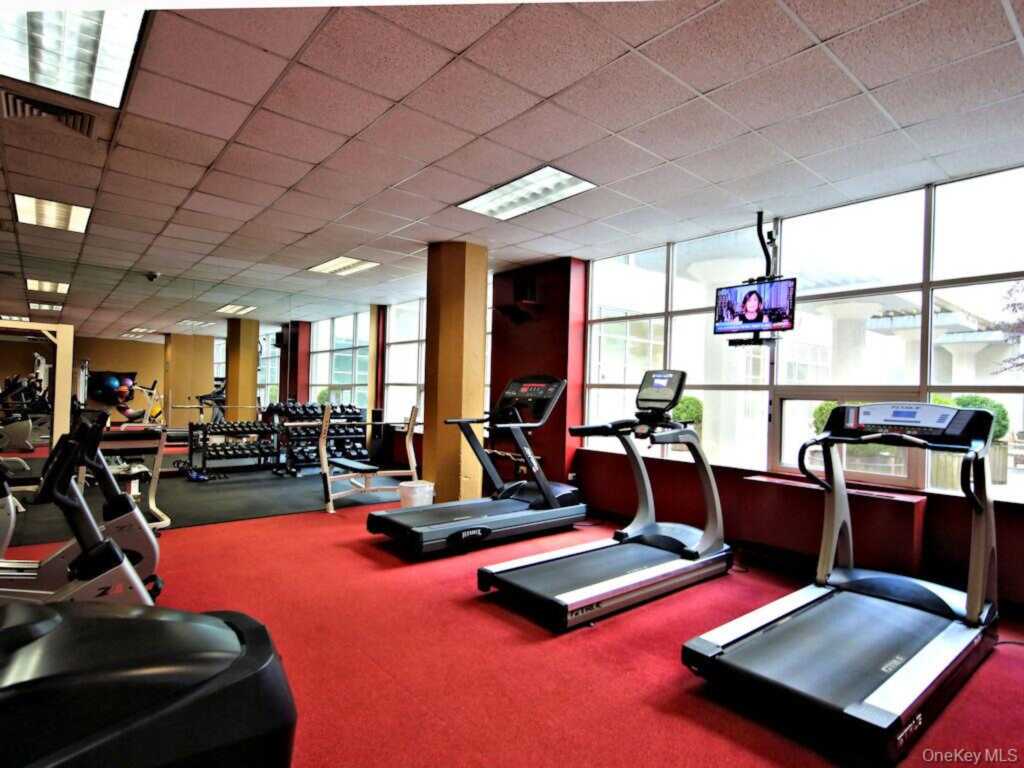 1 Landmark Square, Unit #410, Rye, NY 10573 - Photo 12 of 17