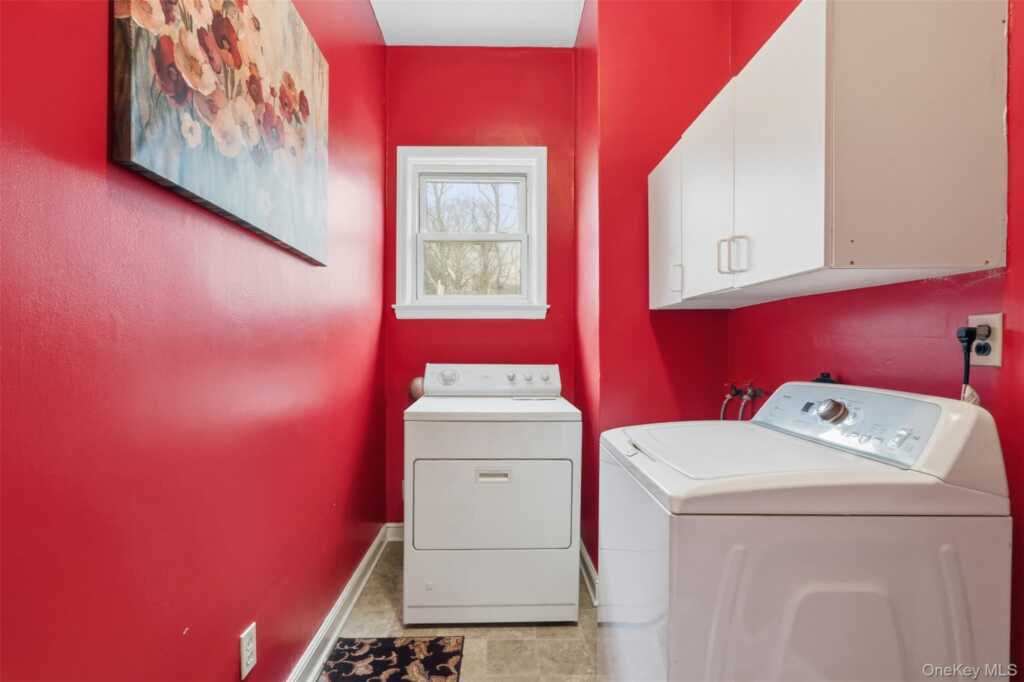 11 Oakdale Manor, Suffern, NY 10901 - Photo 15 of 38