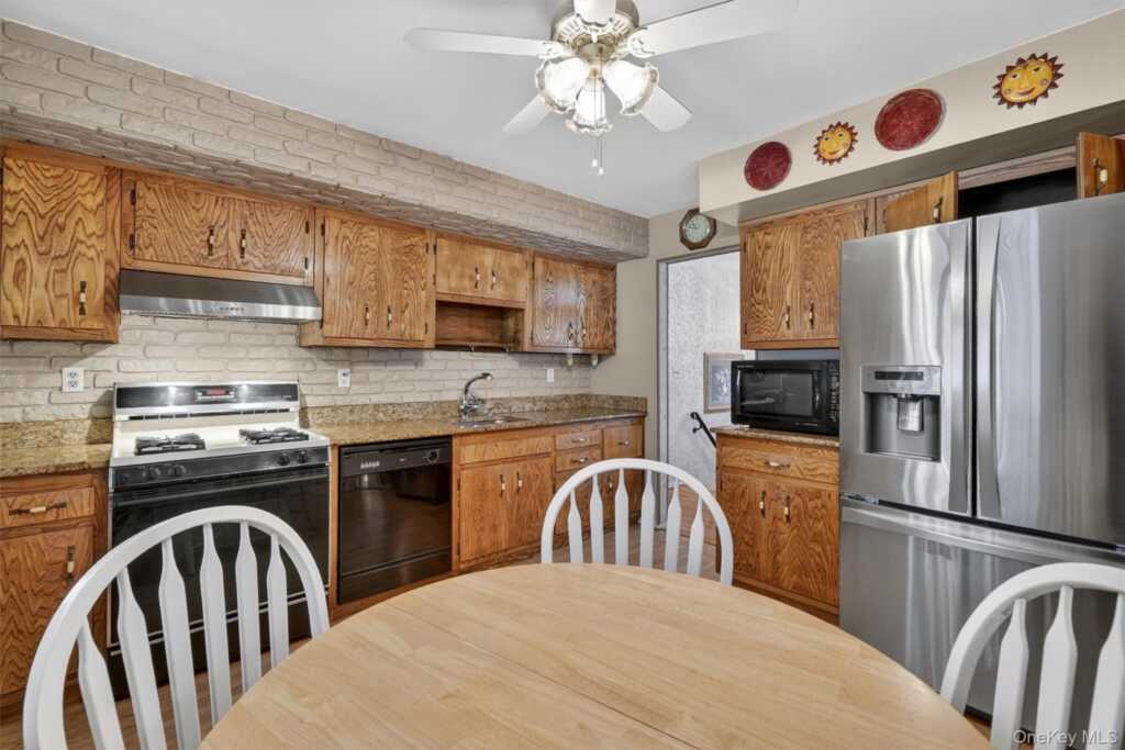 32 Franck Road, Stony Point, NY 10980 - Photo 20 of 48