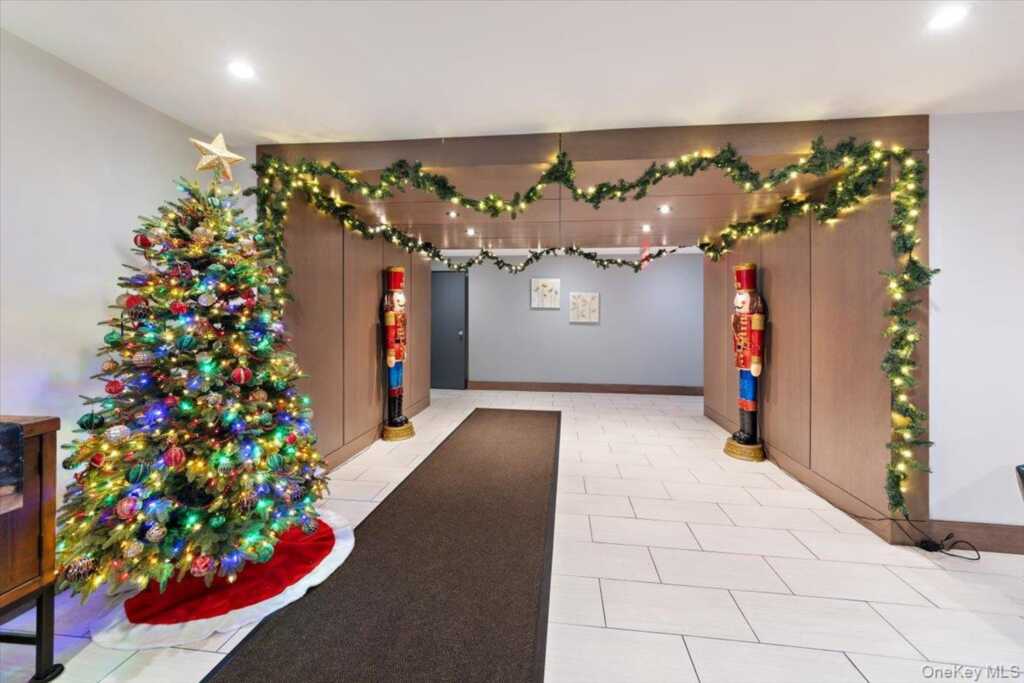 505 Central Avenue, Unit #725, White Plains, NY 10606 - Photo 16 of 20