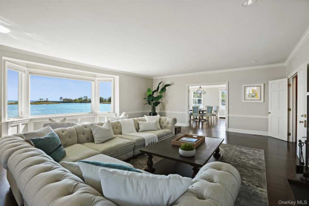 6 Pine Island Road, Rye, NY 10580 - Photo 11 of 38