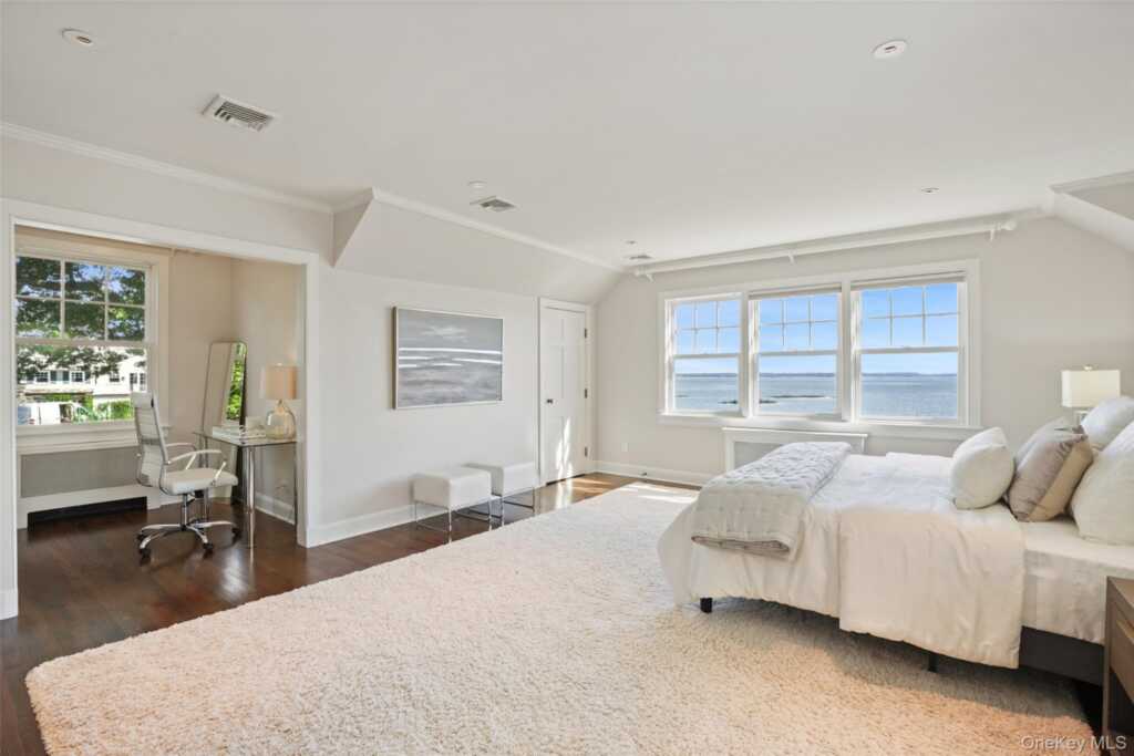 6 Pine Island Road, Rye, NY 10580 - Photo 17 of 38