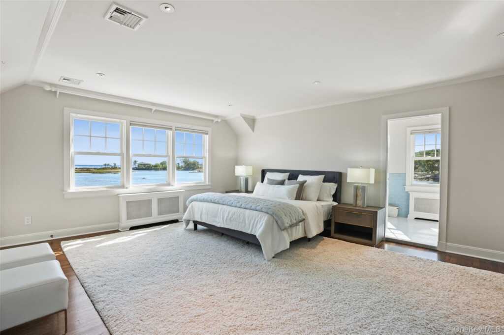 6 Pine Island Road, Rye, NY 10580 - Photo 18 of 38