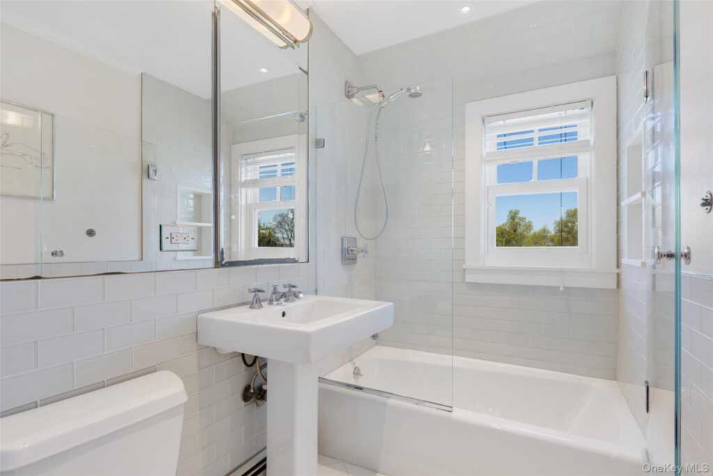 6 Pine Island Road, Rye, NY 10580 - Photo 29 of 38