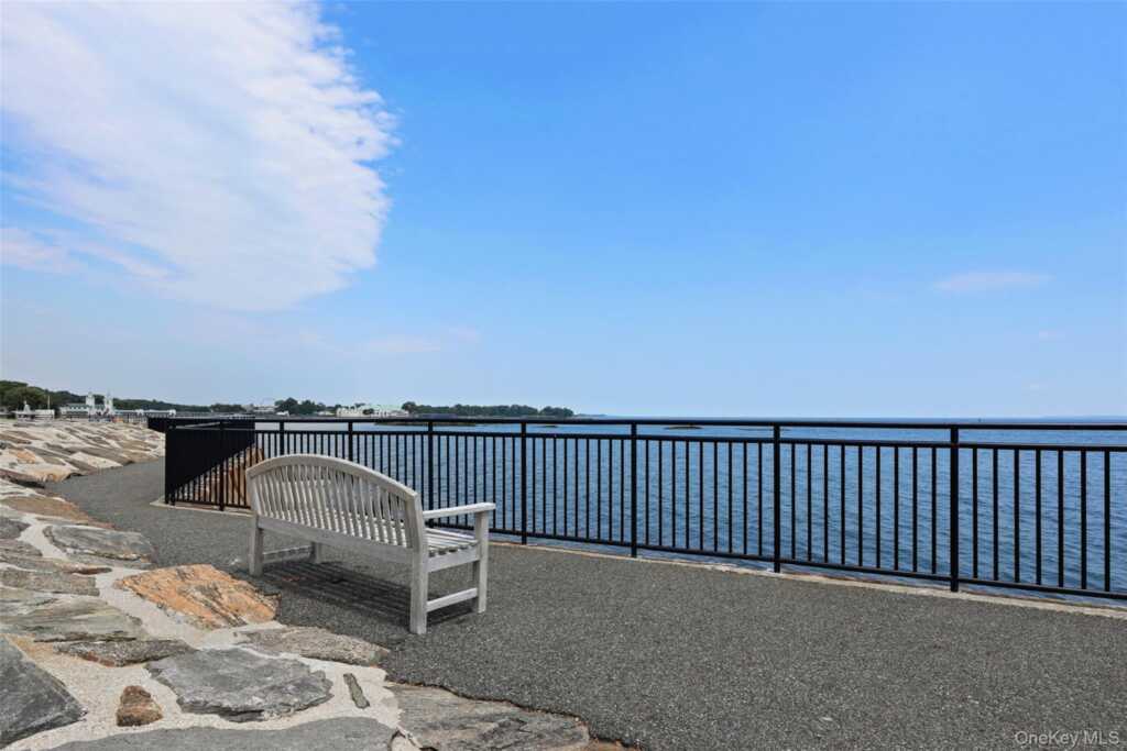 36 Waters Edge, Rye, NY 10580 - Photo 26 of 30