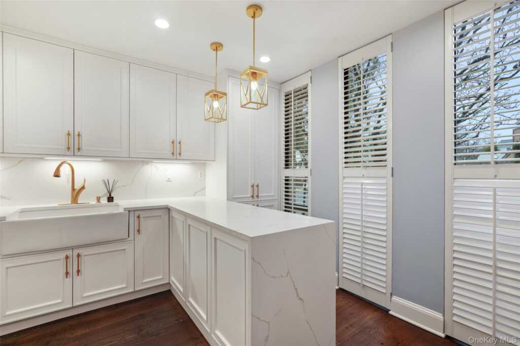 36 Waters Edge, Rye, NY 10580 - Photo 4 of 30