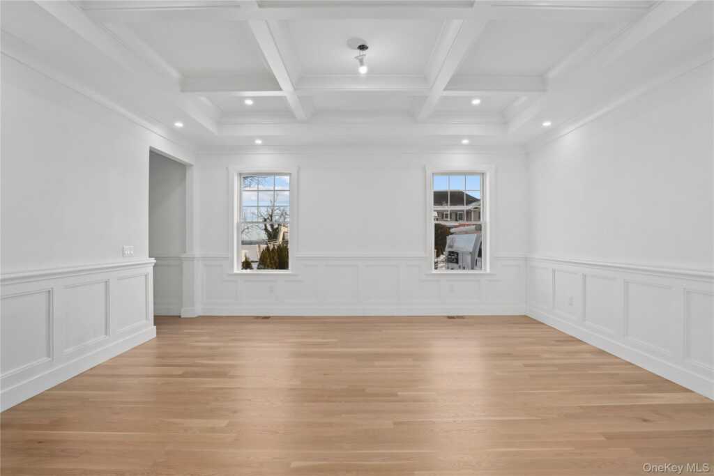 20 Hilltop Drive, Rye, NY 10573 - Photo 10 of 27