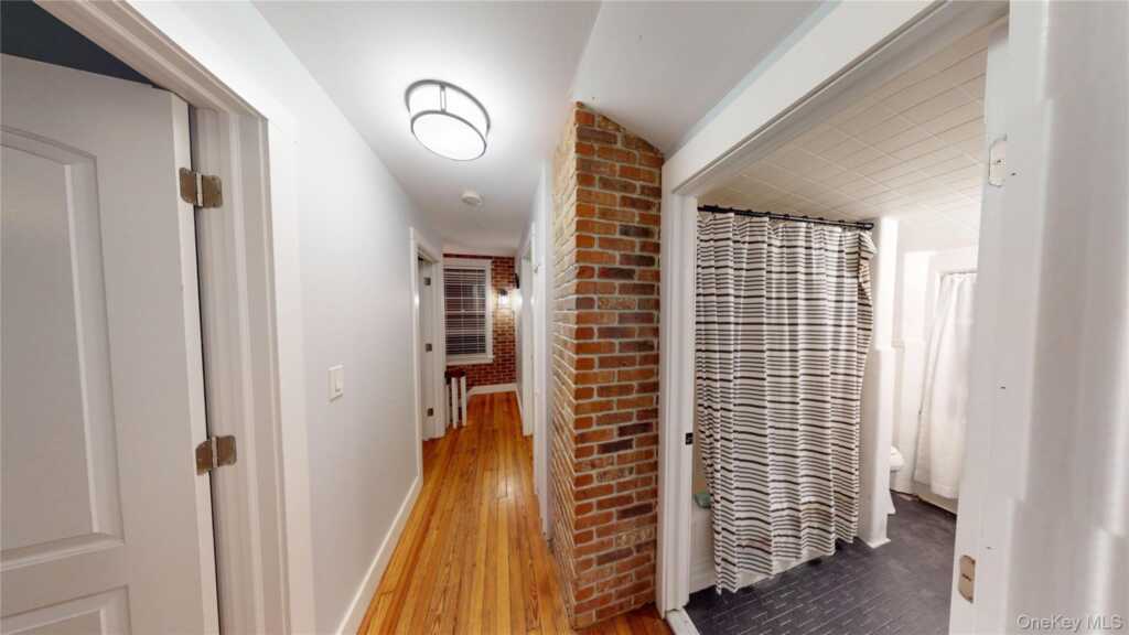 114 Castle Heights Avenue, Nyack, NY 10960 - Photo 12 of 20