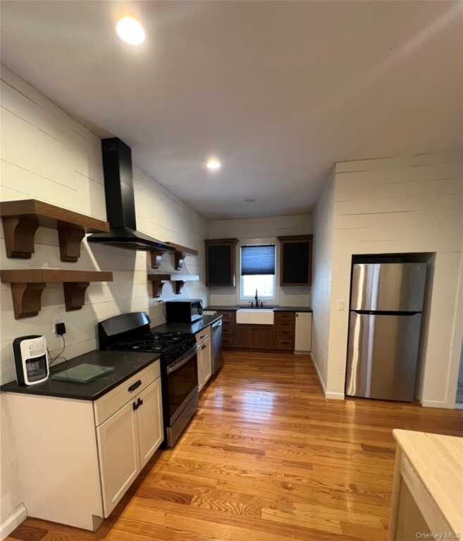 103 Filors Lane, Unit #102, Stony Point, NY 10980 - Photo 4 of 9