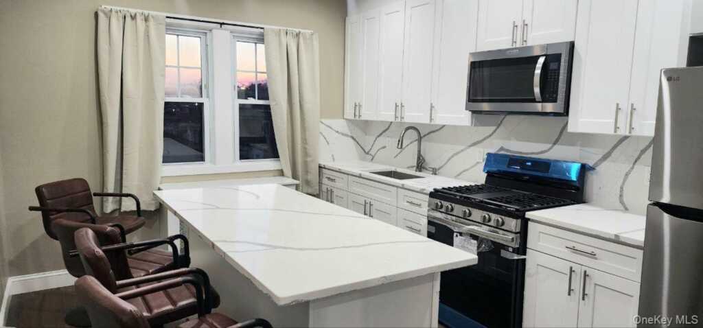 25 Allard Avenue, New Rochelle, NY 10805 - Photo 4 of 8