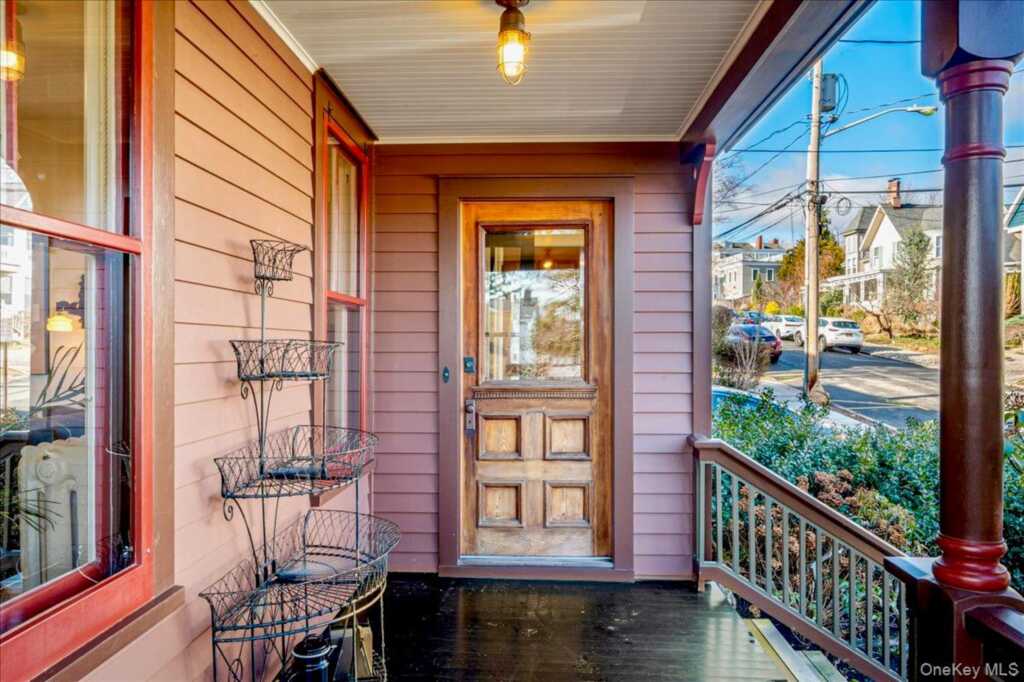 17 1st Avenue, Nyack, NY 10960 - Photo 4 of 39