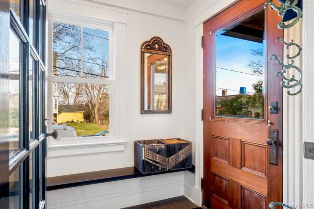 17 1st Avenue, Nyack, NY 10960 - Photo 5 of 39