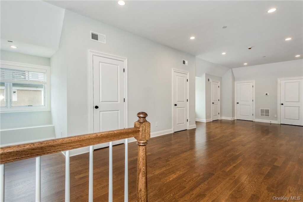 124-B Maple Avenue, Rye, NY 10580 - Photo 16 of 27