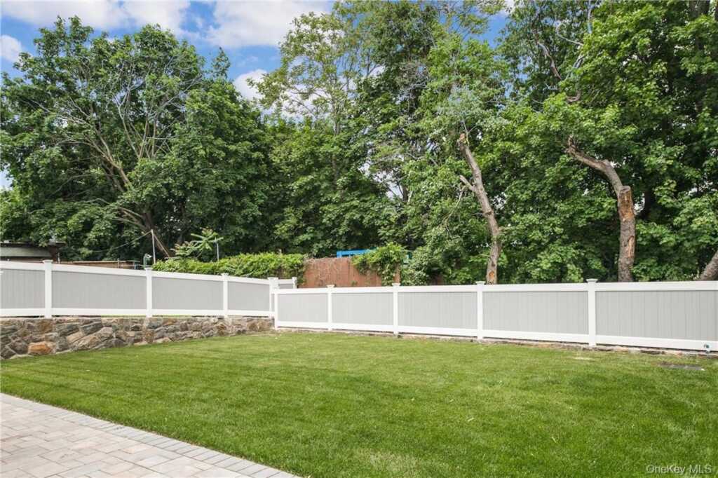 124-B Maple Avenue, Rye, NY 10580 - Photo 23 of 27