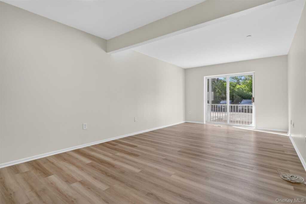 10-12 Chestnut Street, Unit #B108, Suffern, NY 10901 - Photo 7 of 32