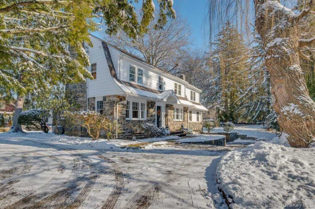 525 Milton Road, Rye, NY 10580 - Photo 2 of 32