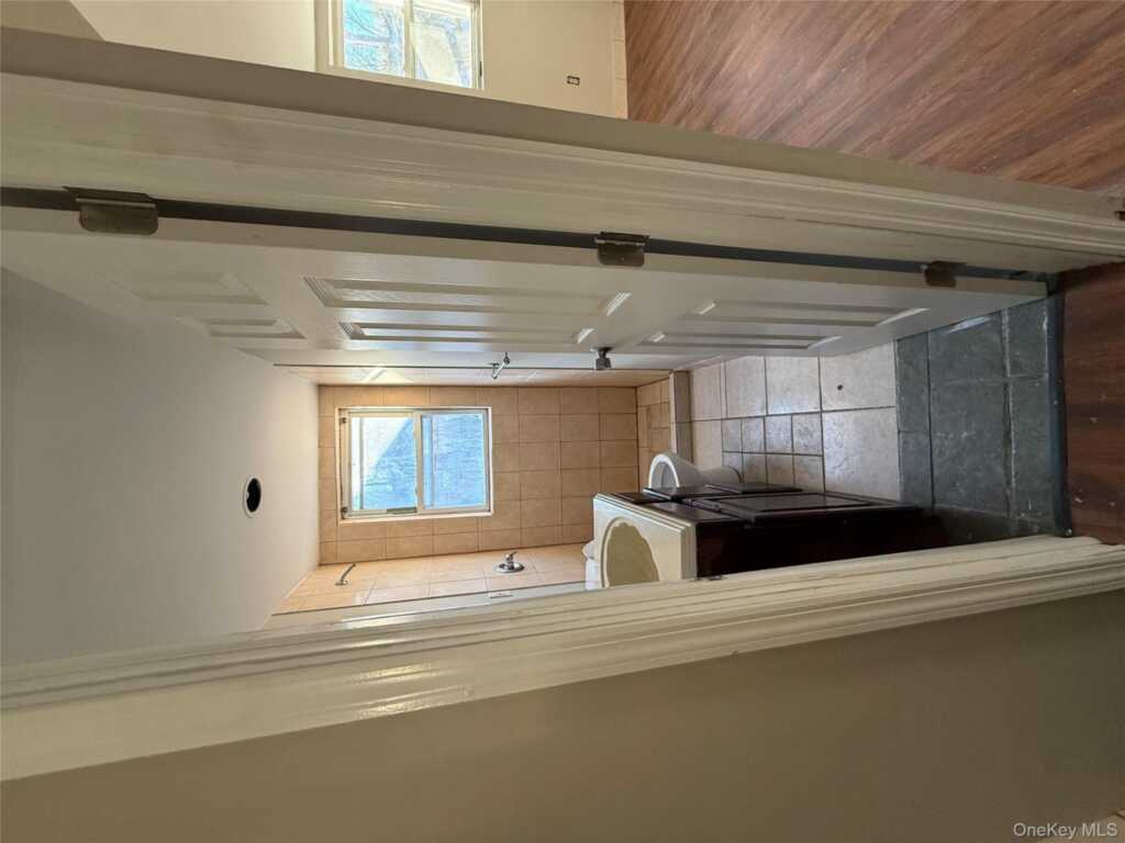 41 Gibson Avenue, White Plains, NY 10607 - Photo 14 of 17