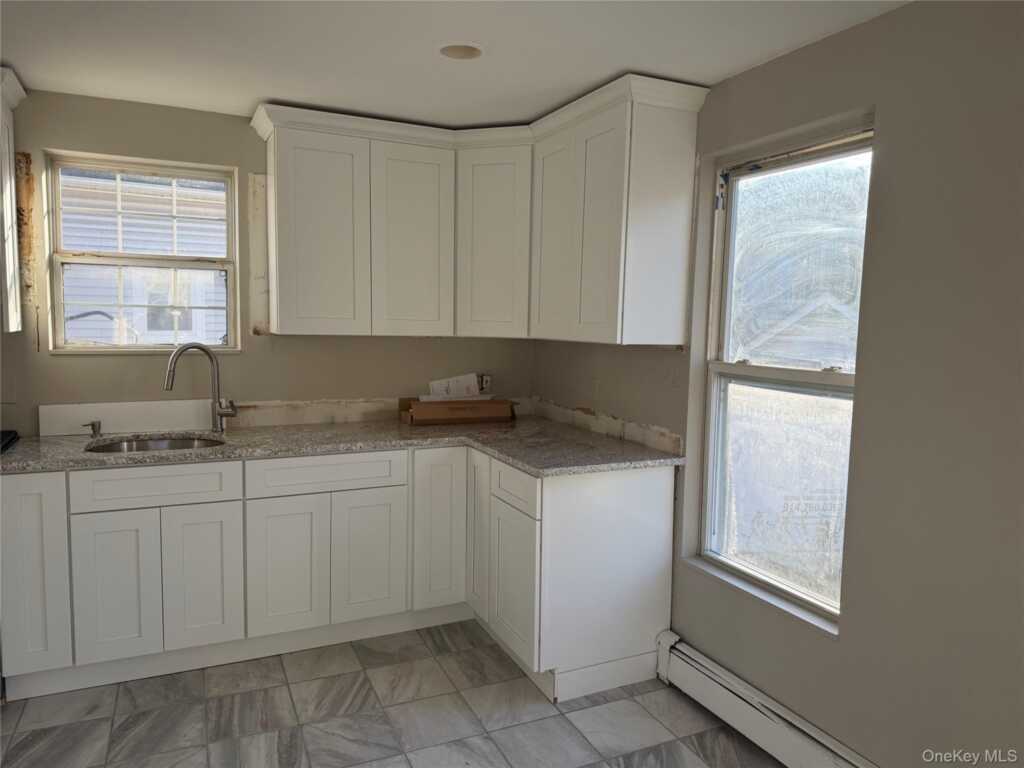 41 Gibson Avenue, White Plains, NY 10607 - Photo 5 of 17