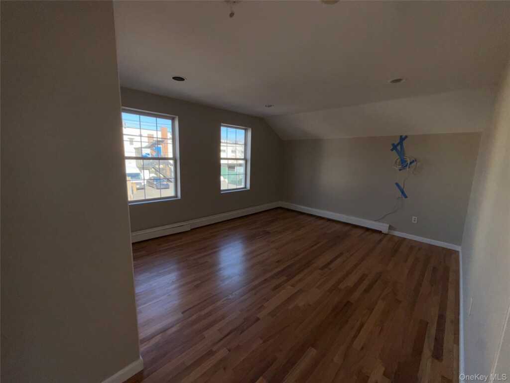 41 Gibson Avenue, White Plains, NY 10607 - Photo 7 of 17