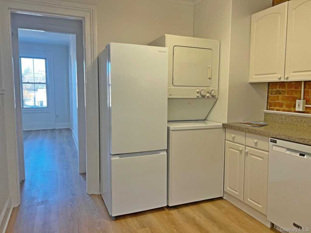 19 Bridge Street, Unit #2 FL, Nyack, NY 10960 - Photo 7 of 21