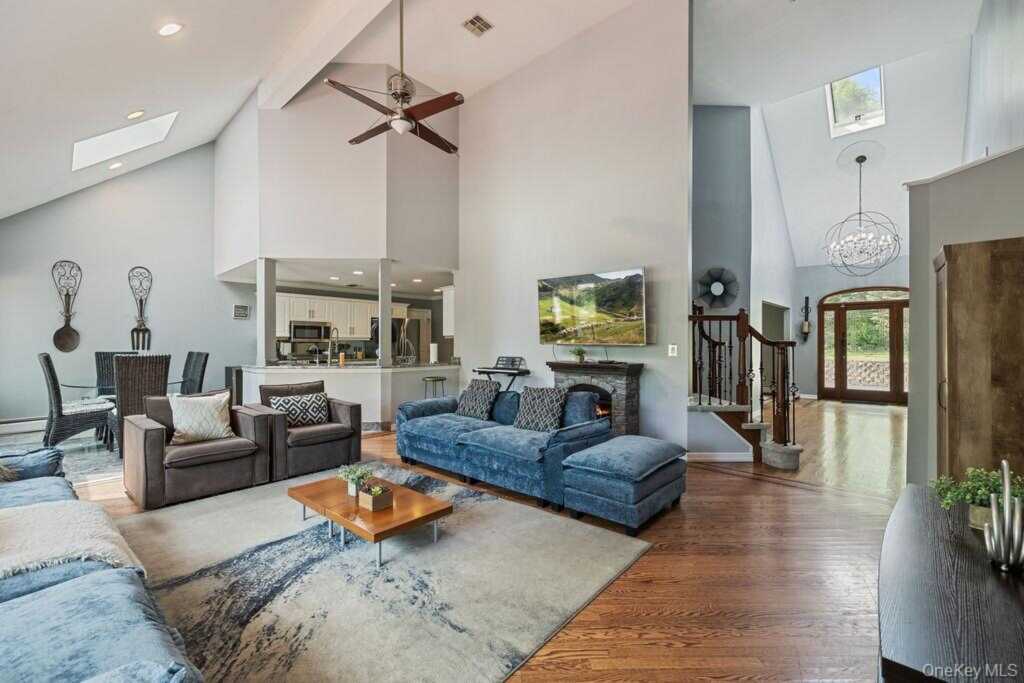 14 Blue Note Lane, Stony Point, NY 10980 - Photo 7 of 48