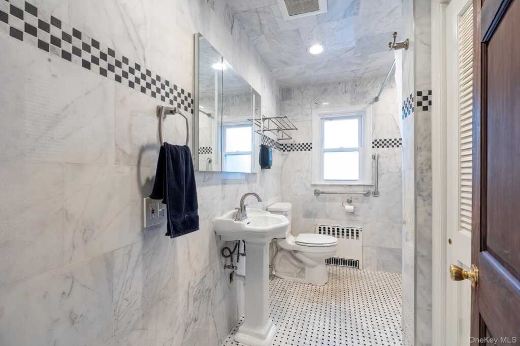 52 Third Street, New City, NY 10956 - Photo 5 of 28