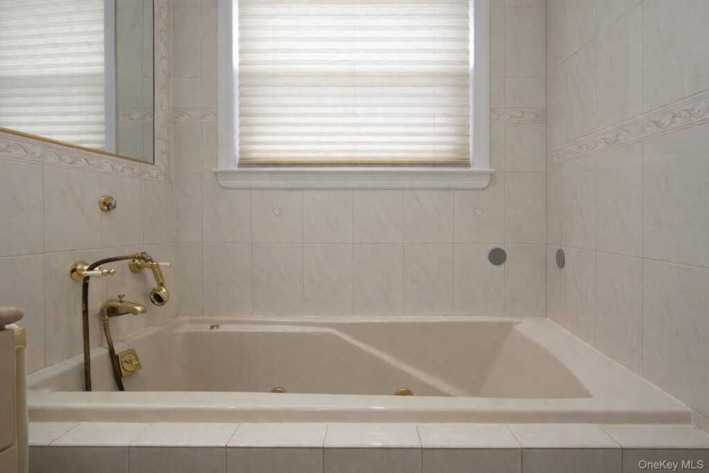 26 Wesley Avenue, Rye, NY 10573 - Photo 27 of 39