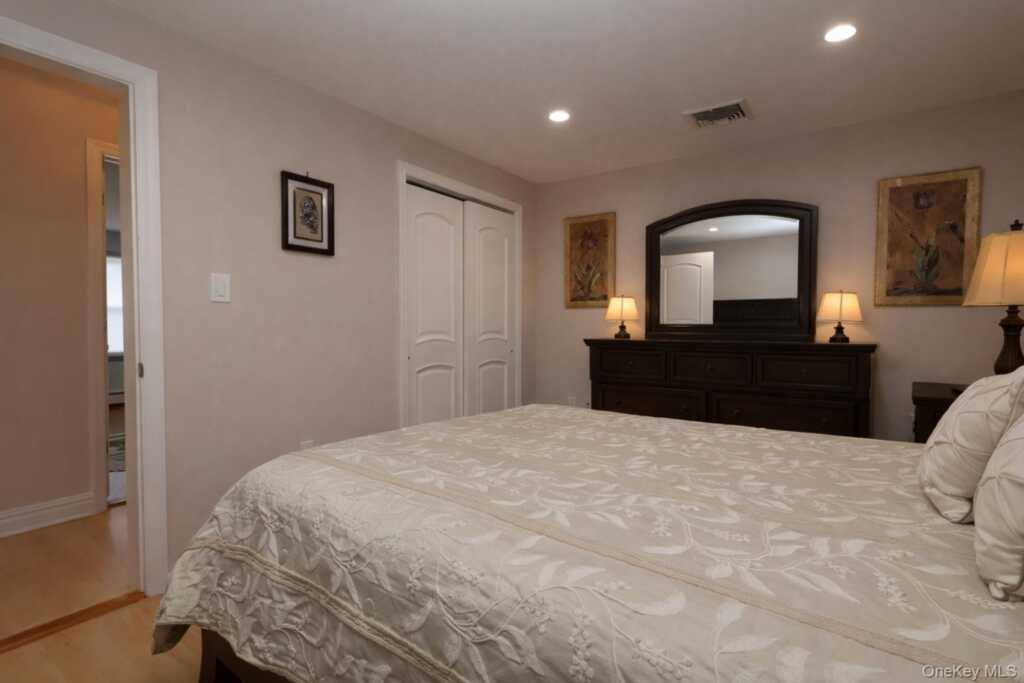 26 Wesley Avenue, Rye, NY 10573 - Photo 34 of 39