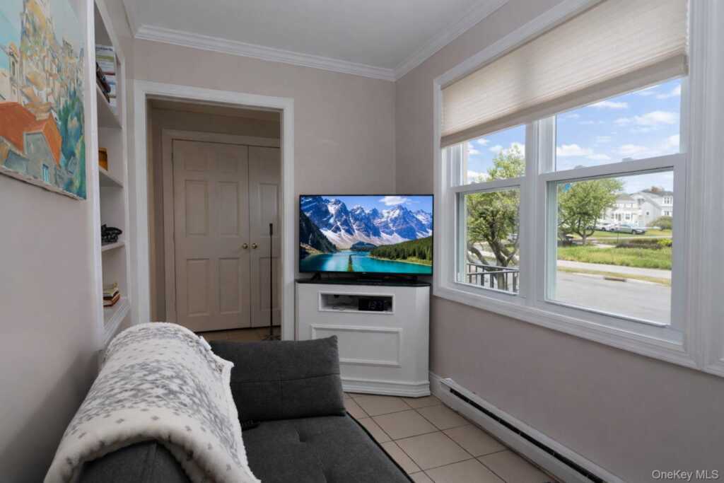 26 Wesley Avenue, Rye, NY 10573 - Photo 4 of 39