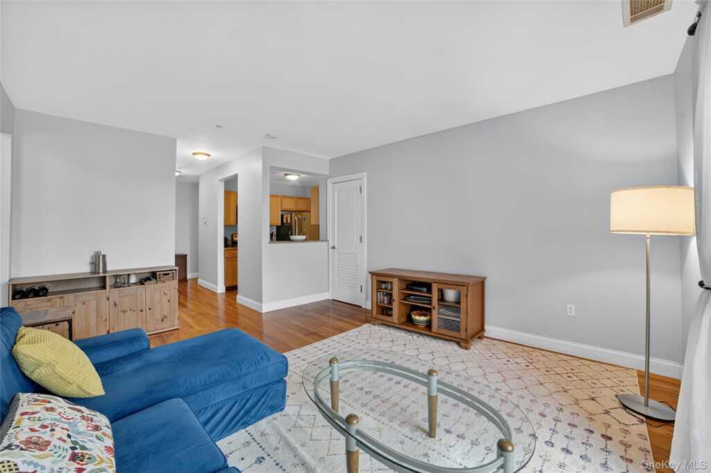 543 Main Street, Unit #502, New Rochelle, NY 10601 - Photo 14 of 31