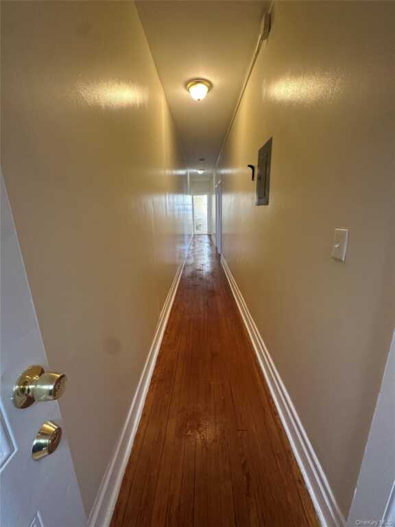 22 Clove Road, New Rochelle, NY 10801 - Photo 10 of 11