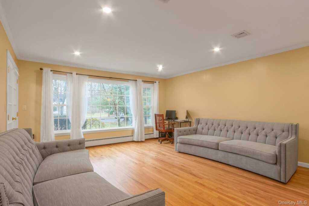 2 Rone Court, New City, NY 10956 - Photo 10 of 50