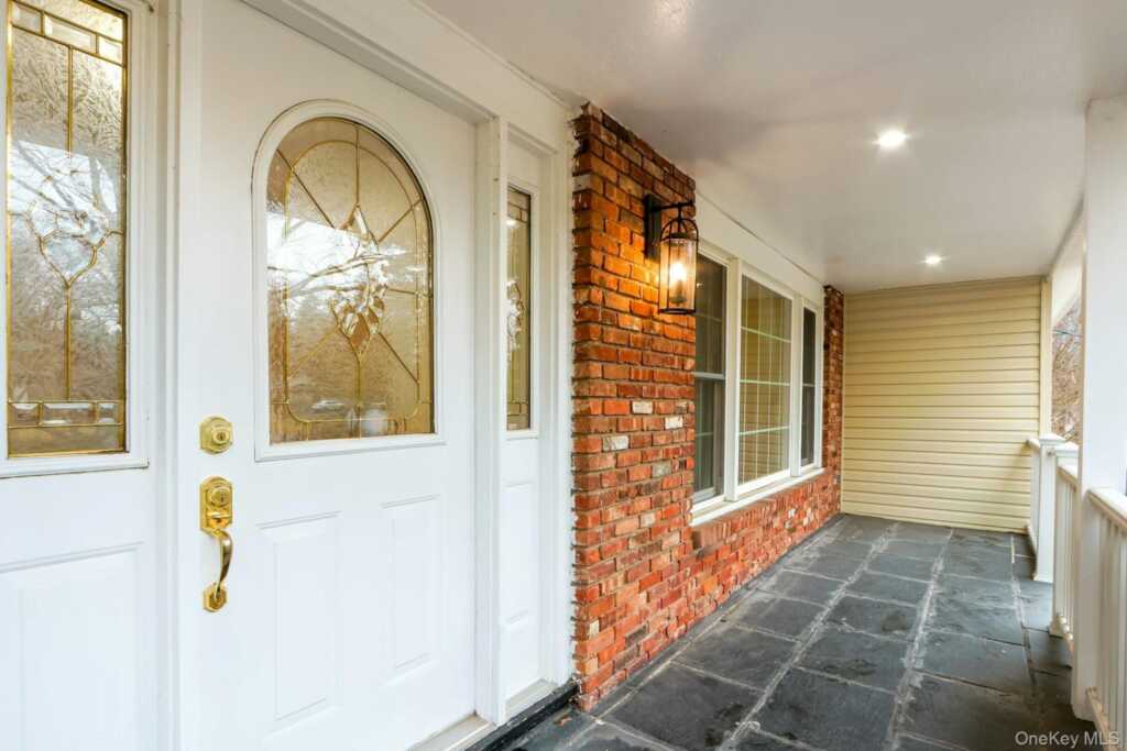 2 Rone Court, New City, NY 10956 - Photo 6 of 50