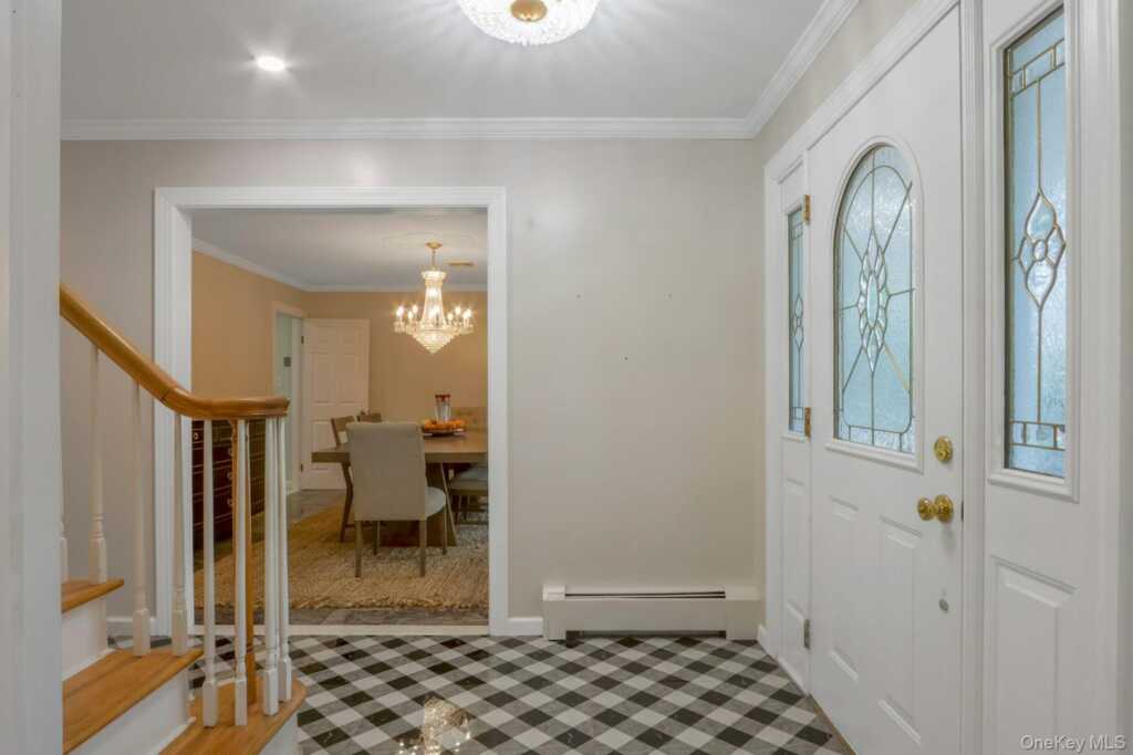 2 Rone Court, New City, NY 10956 - Photo 7 of 50