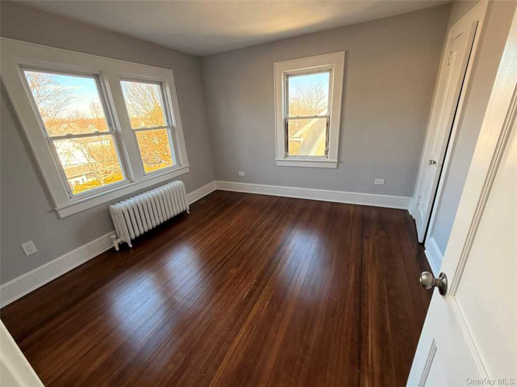 10 Irenhyl Avenue, Rye, NY 10573 - Photo 6 of 8