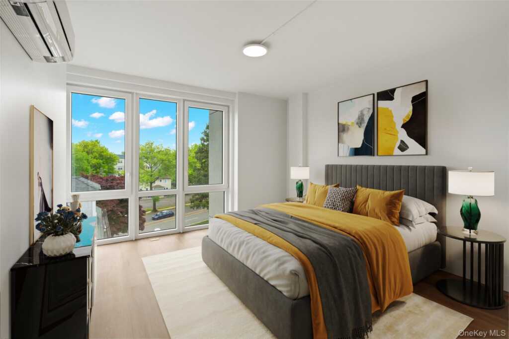 10 Lyon Place, Unit #301/3B, White Plains, NY 10601