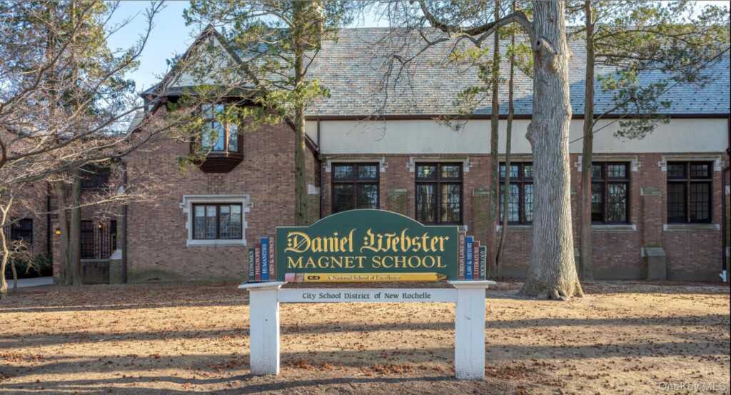 11 Muir Place, New Rochelle, NY 10801 - Photo 30 of 30