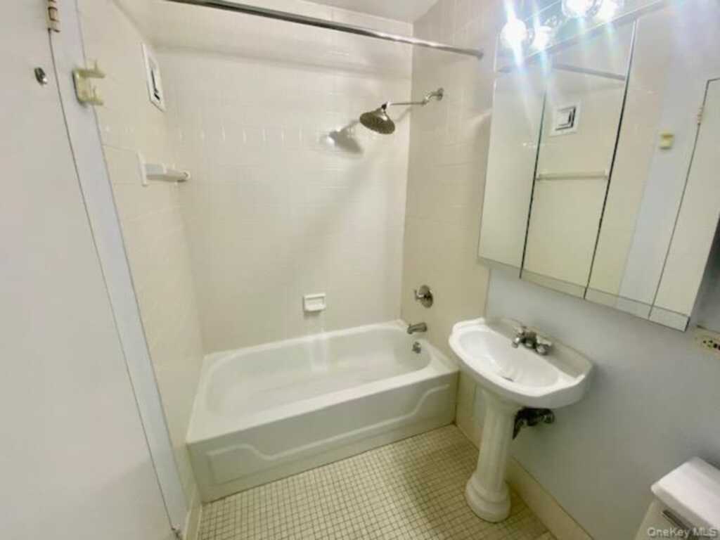 1 Landmark Square, Unit #628, Rye, NY 10573 - Photo 14 of 18