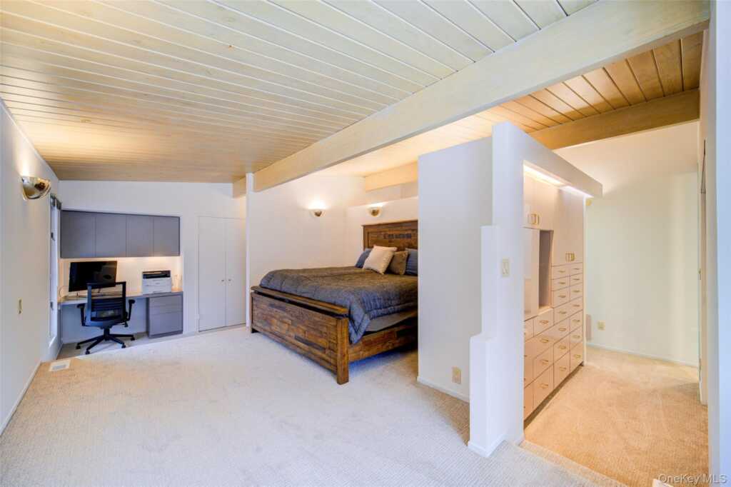 24 Spook Rock Road, Suffern, NY 10901 - Photo 16 of 46