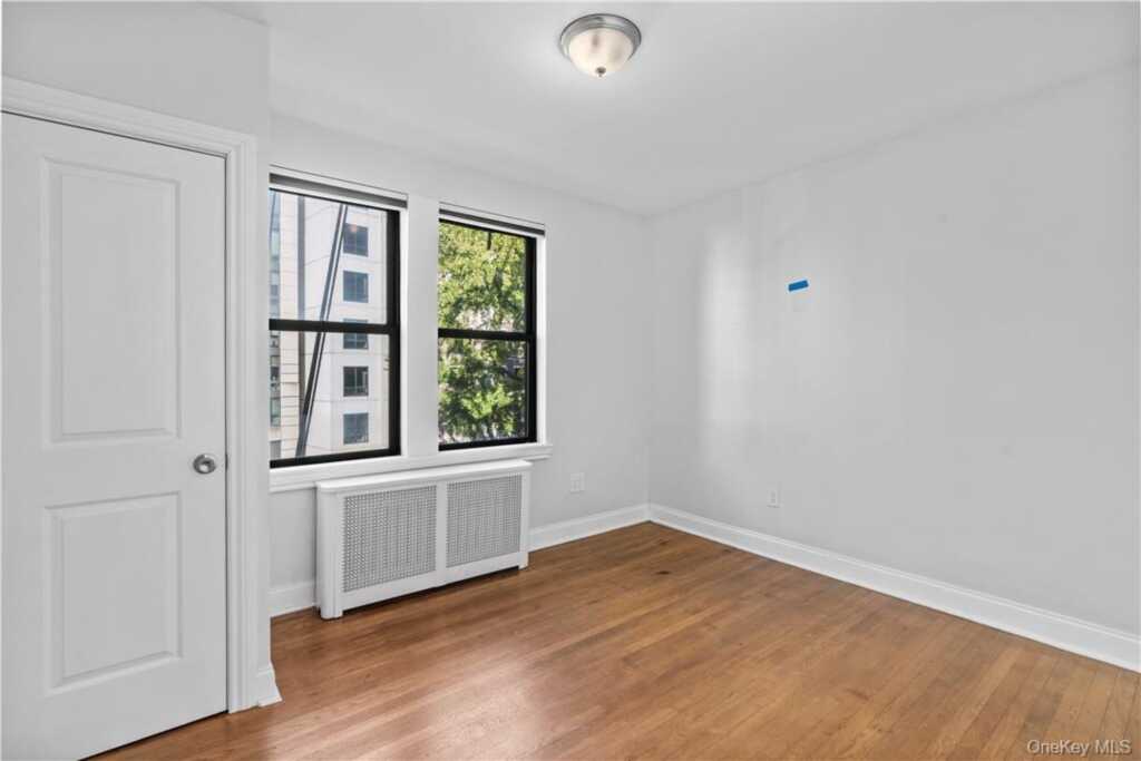 250 Martine Avenue, Unit #3F, White Plains, NY 10601 - Photo 16 of 24