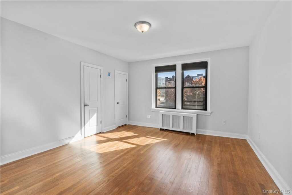 250 Martine Avenue, Unit #3F, White Plains, NY 10601 - Photo 18 of 24