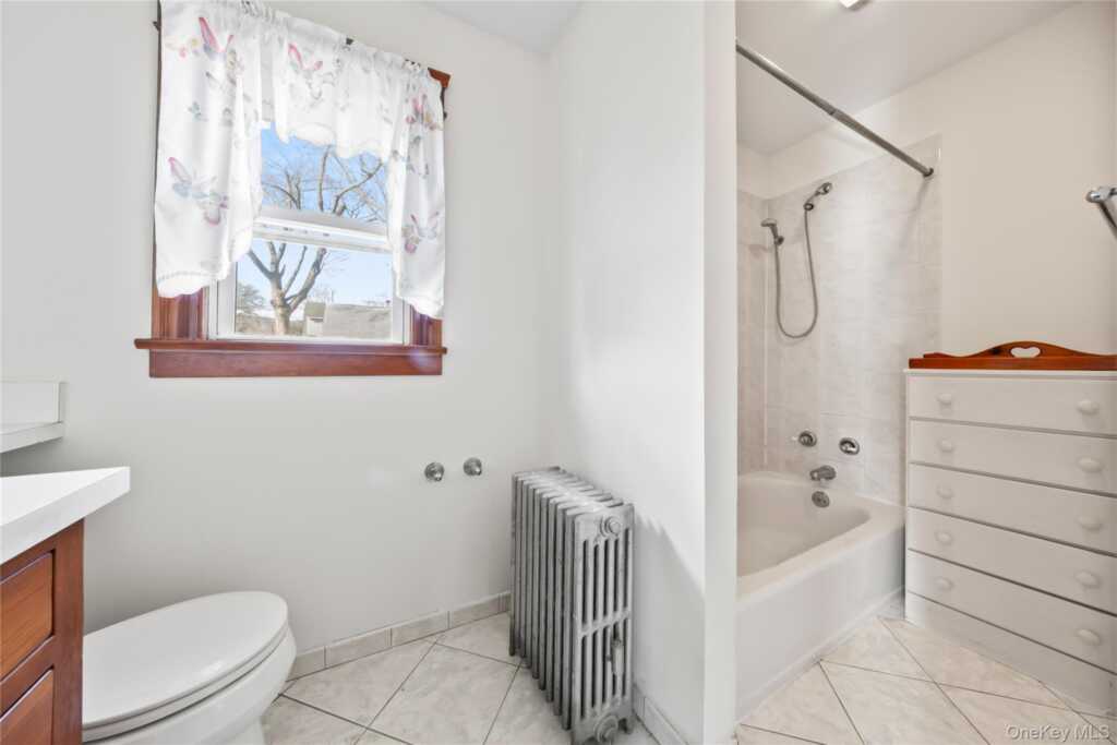 47 Prairie Avenue, Suffern, NY 10901 - Photo 14 of 45