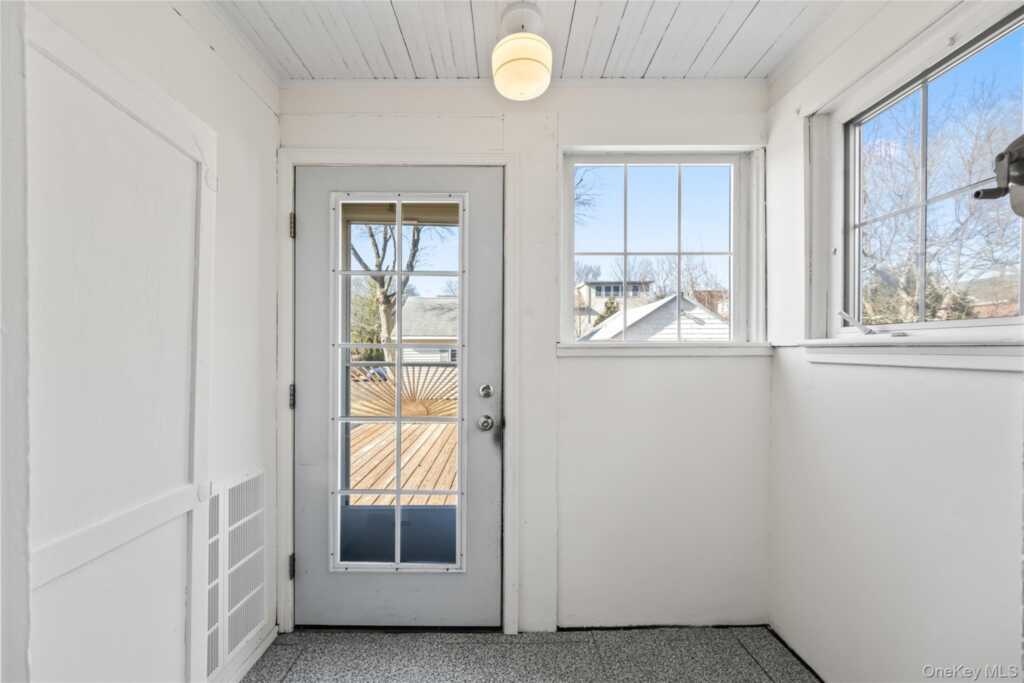 47 Prairie Avenue, Suffern, NY 10901 - Photo 30 of 45