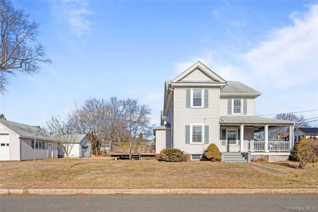 47 Prairie Avenue, Suffern, NY 10901 - Photo 37 of 45