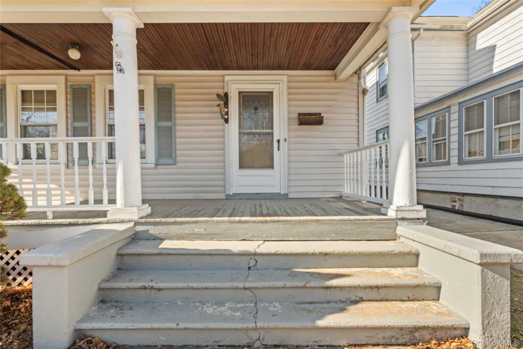 47 Prairie Avenue, Suffern, NY 10901 - Photo 4 of 45
